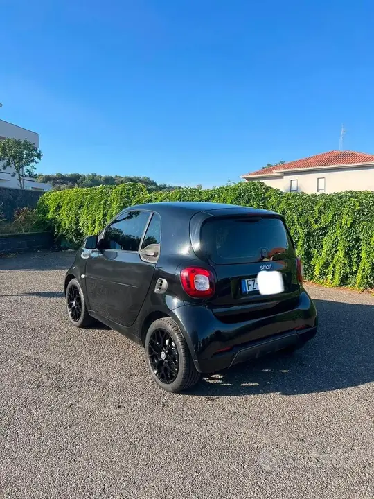 Smart Fortwo 2019 photo 5