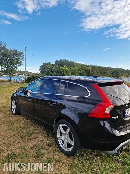 Volvo V60 2013 photo 4