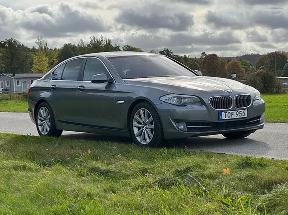 BMW 530D 2012 photo 2