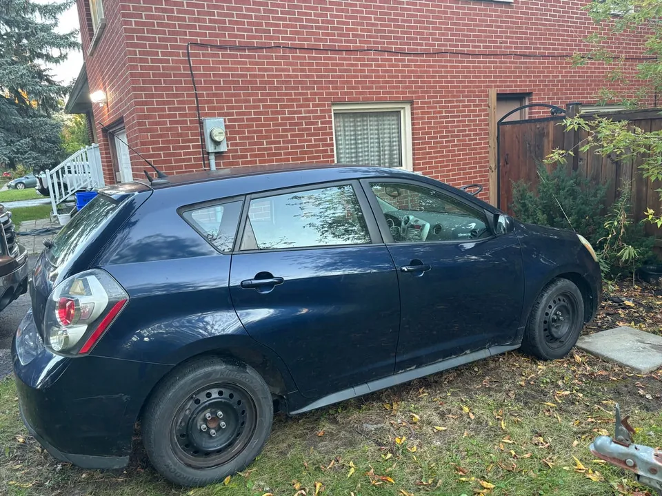 Pontiac Vibe 2009 photo 3