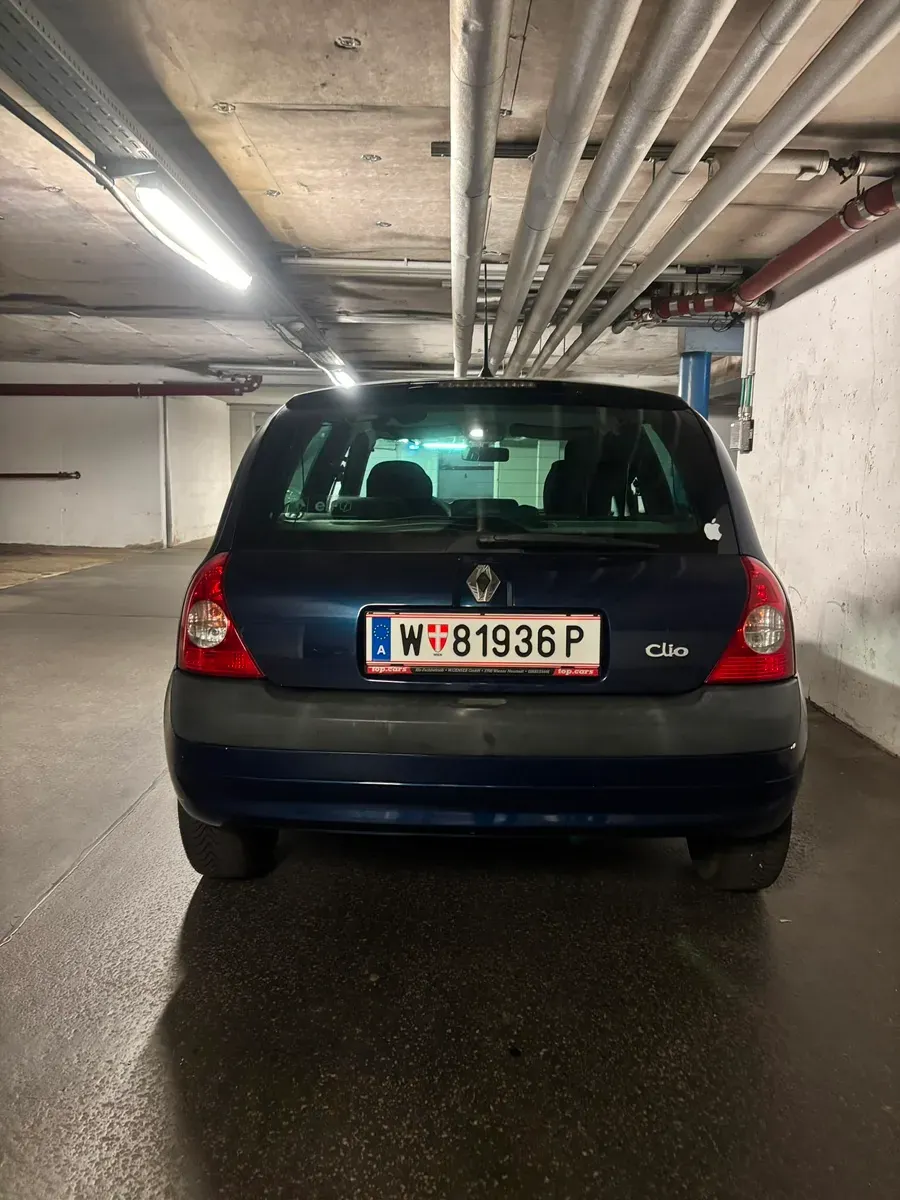Renault Clio 2004 photo 3