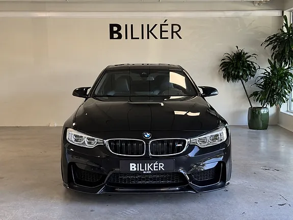 BMW M4 2015 photo 2