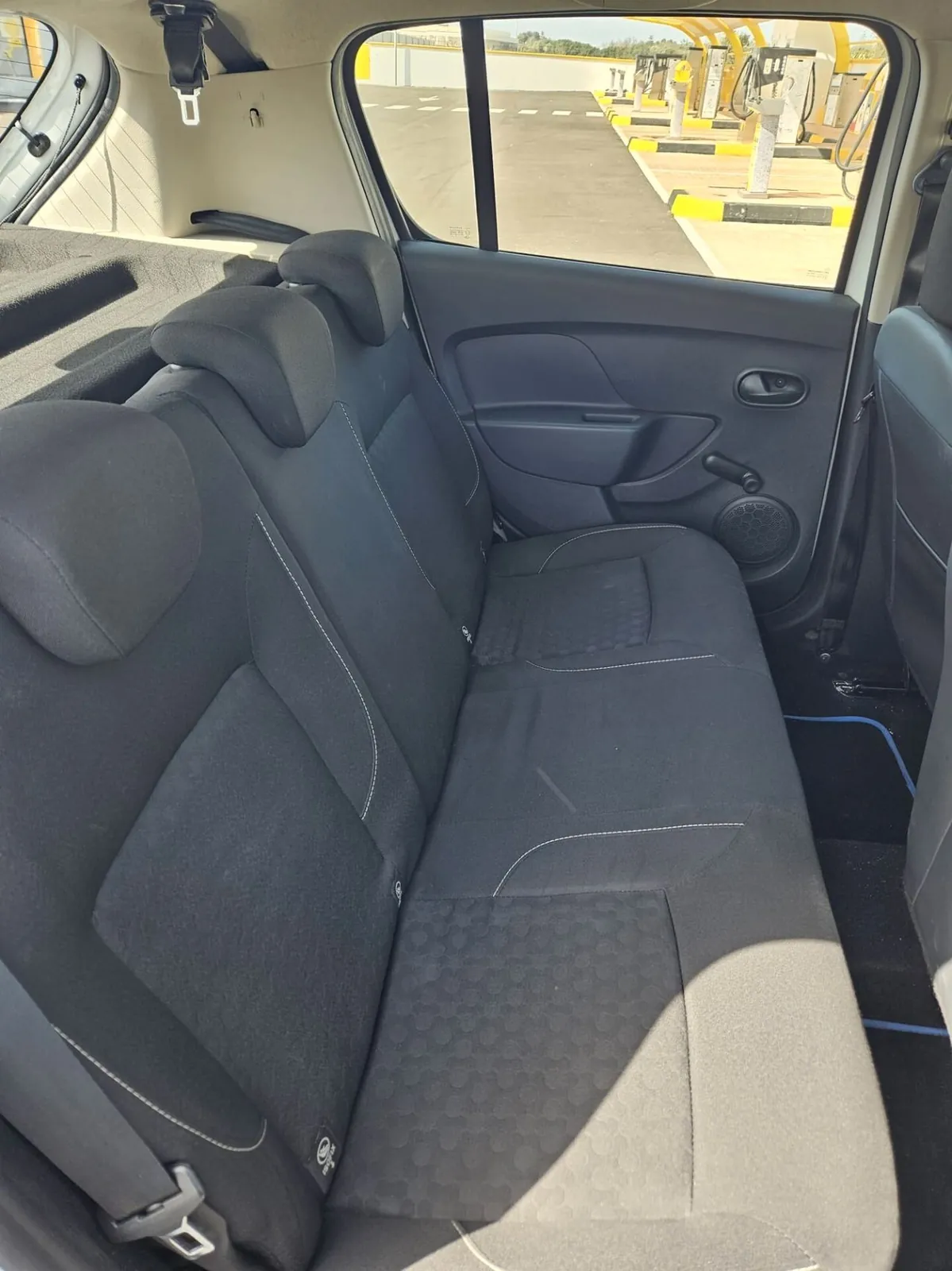 Dacia Sandero 2015 photo 3