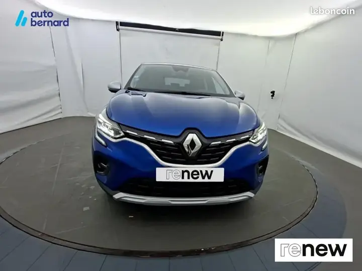Renault Captur 2022 photo 2