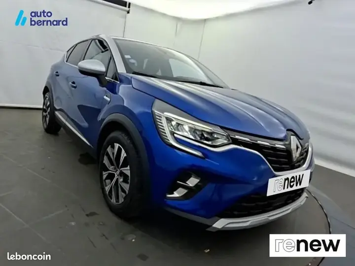Renault Captur 2022 photo 3
