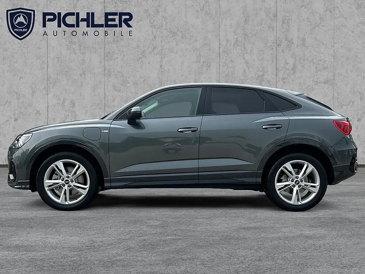 Audi Q3 2024 photo 3