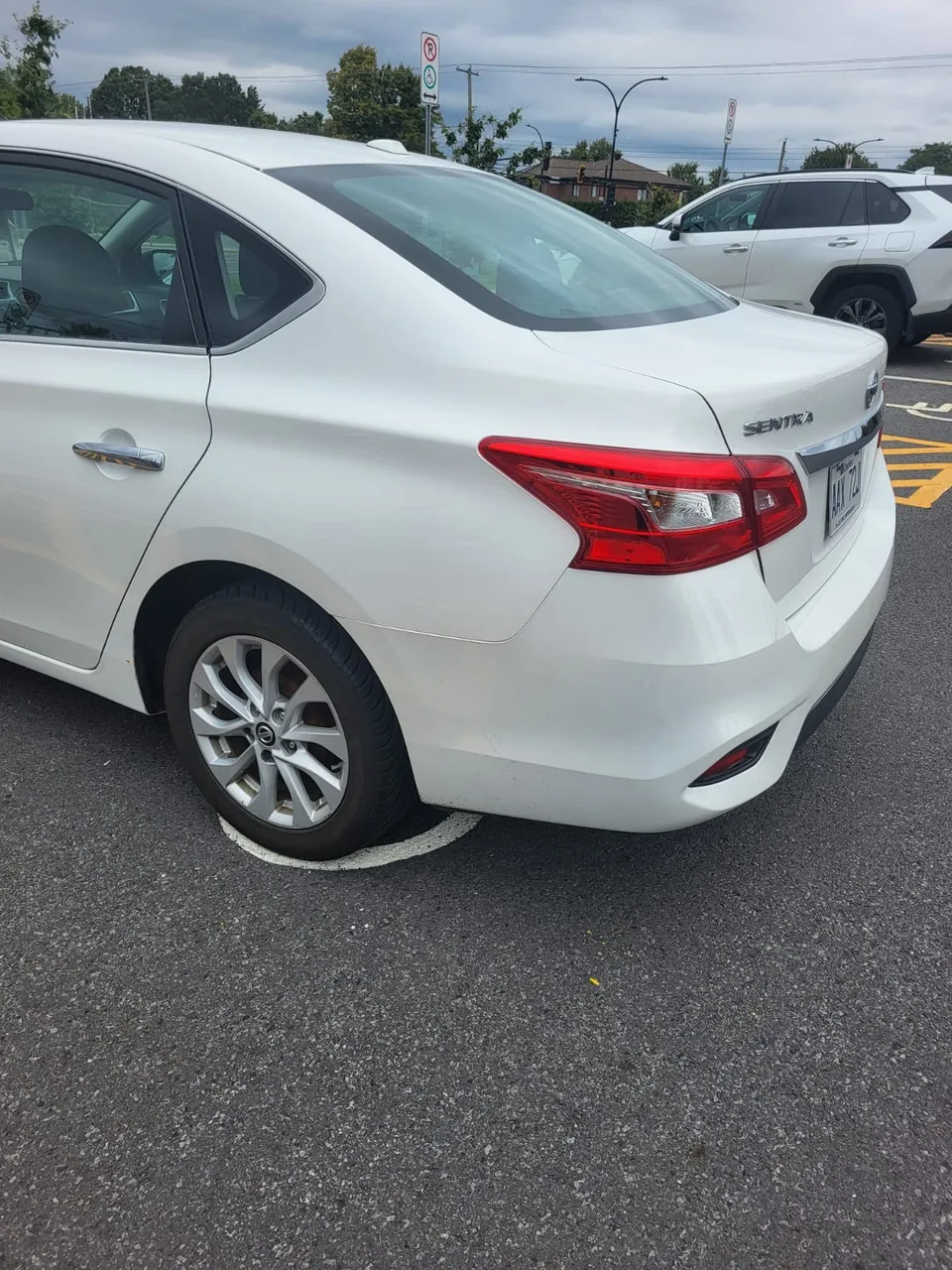 Nissan Sentra 2016 photo 4