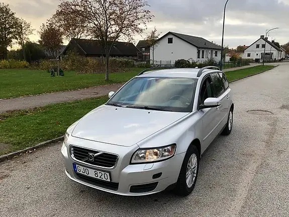 Volvo V50 2009 photo 3