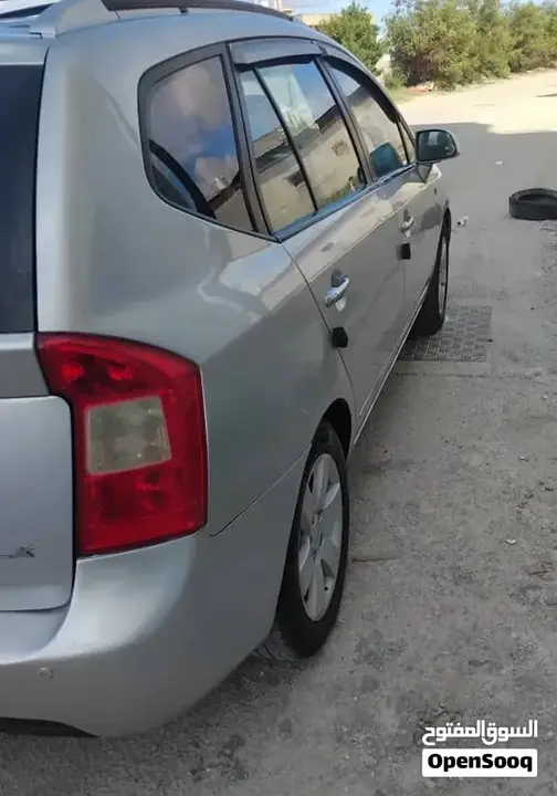 Kia Carens