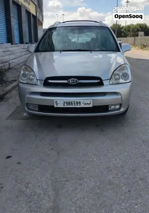 Kia Carens 2009 photo 2