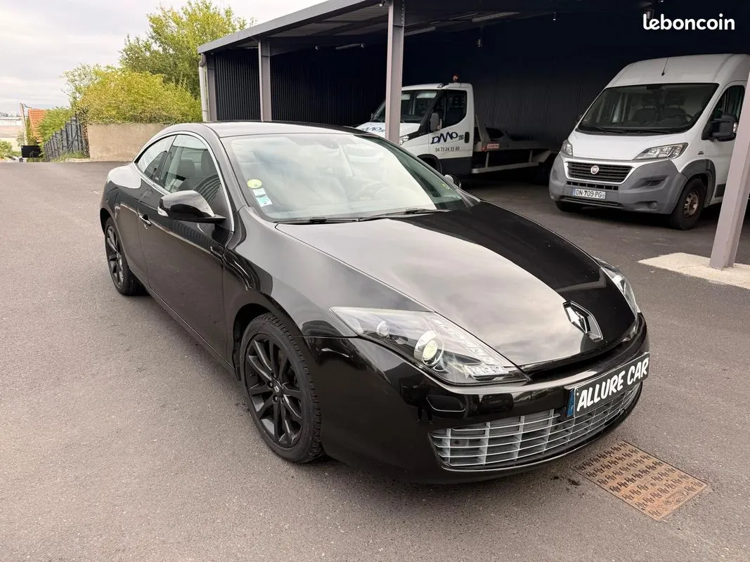 Renault Laguna 2015 photo 4