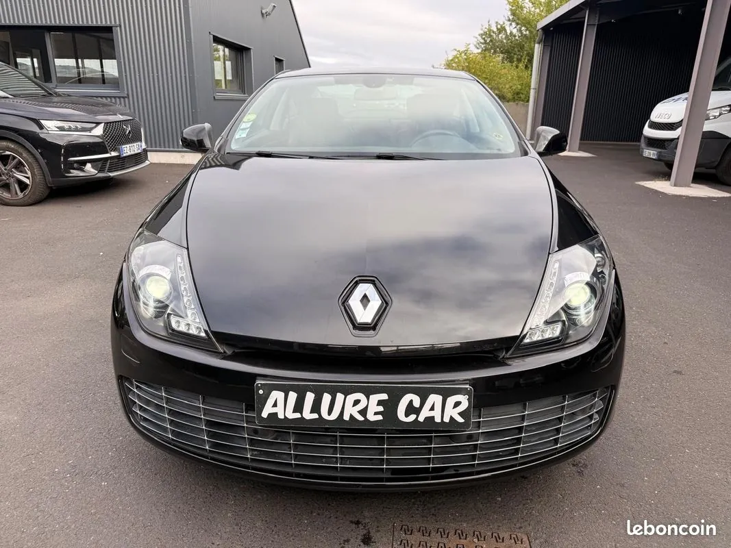 Renault Laguna 2015 photo 2