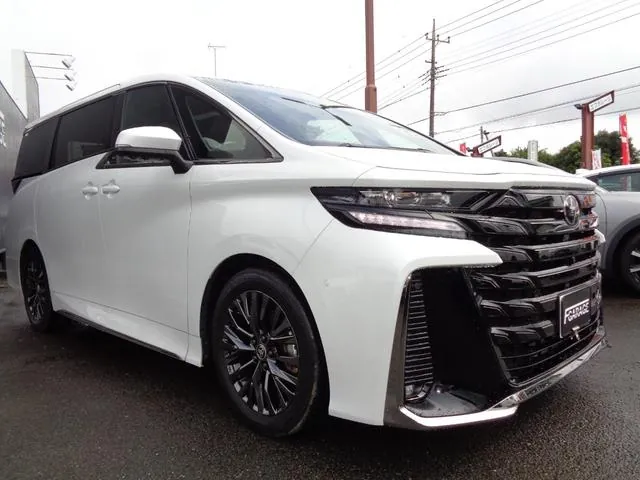 Toyota Verfasia Hybrid Z 2024 photo 3