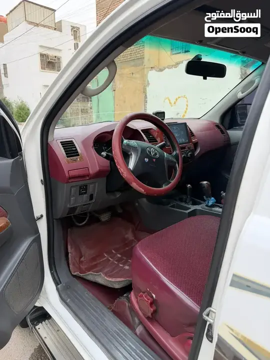 Toyota Hilux 2015 photo 2