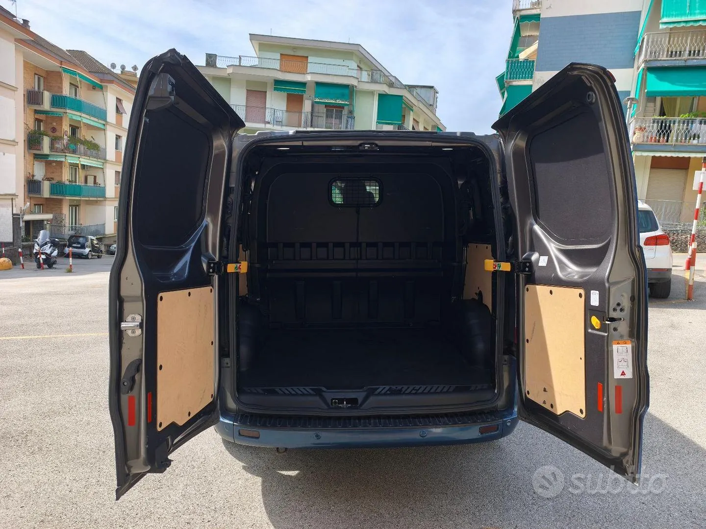 Ford Transit 2020 photo 4