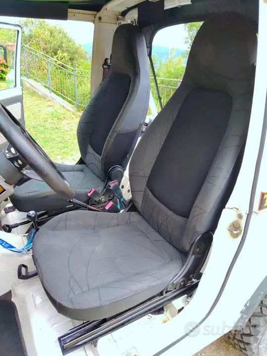 Suzuki Samurai 1987 photo 4