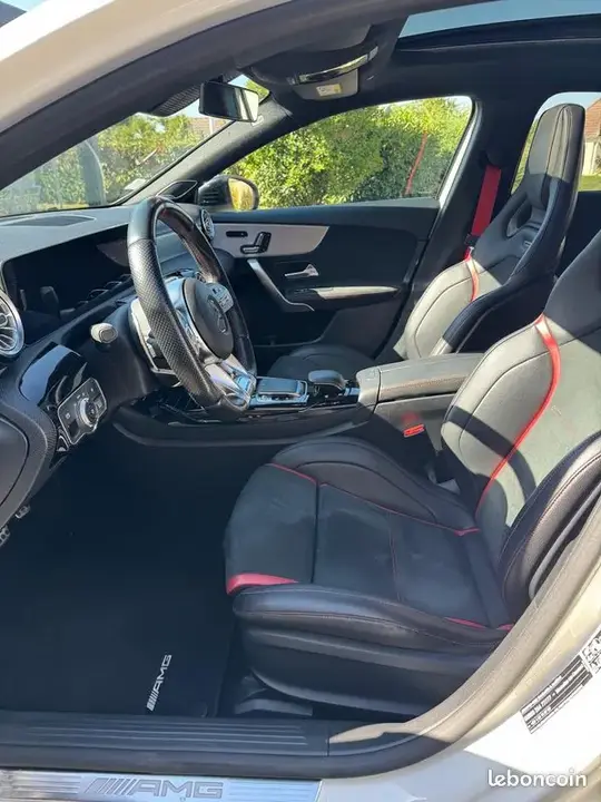 Mercedes-Benz A-Class 2019 photo 3