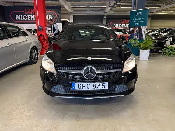 Mercedes-Benz A 180 2017 photo 3