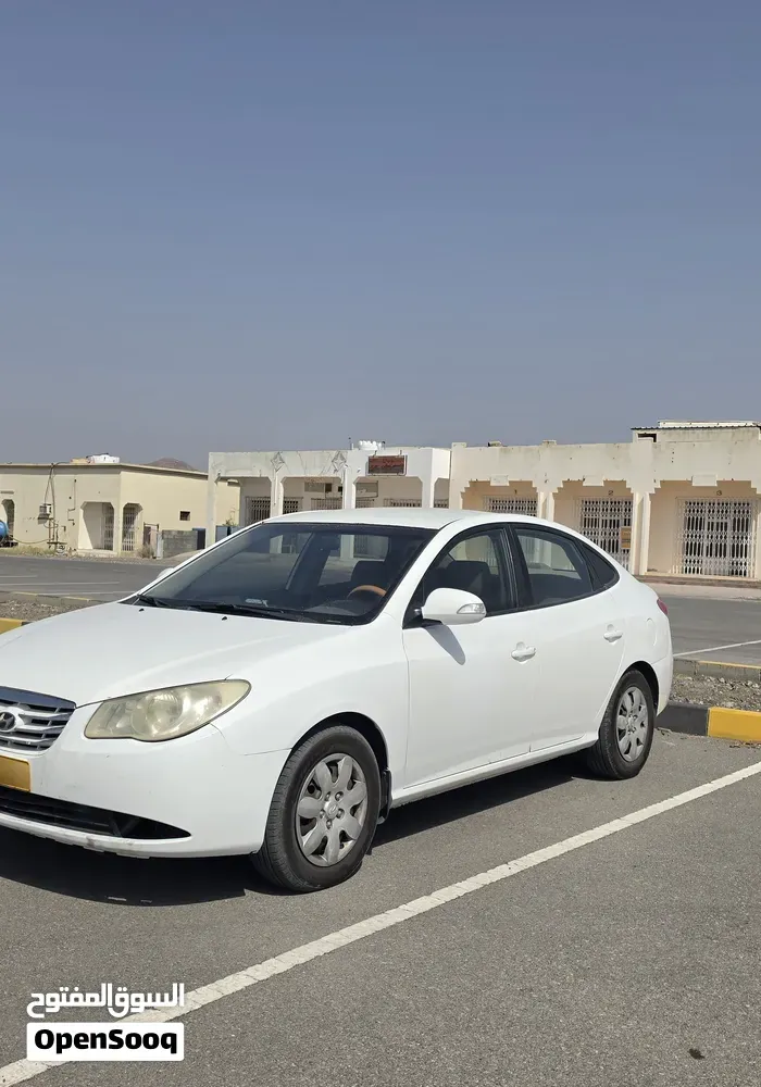Hyundai Elantra 2010 photo 2