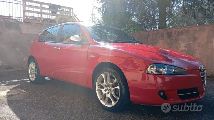 Alfa Romeo 147 2010 photo 2