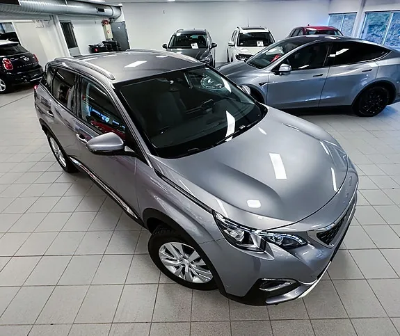 Peugeot 3008 2020 photo 2