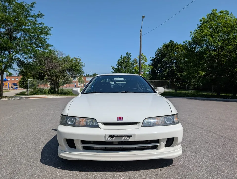 Acura Integra 1997 photo 2