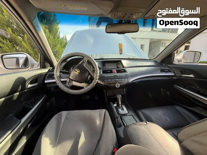 Honda Accord 2011 photo 4