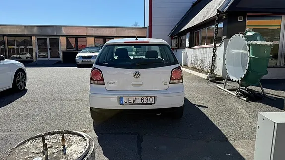 Volkswagen Polo 2009 photo 4