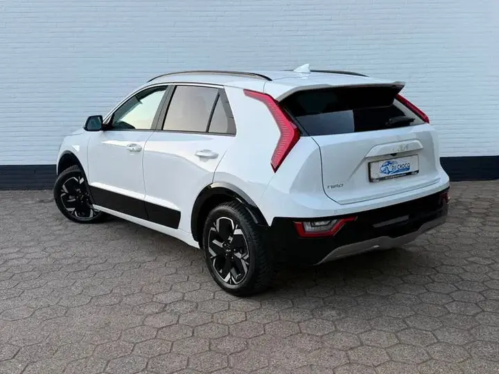 Kia Niro 2023 photo 3