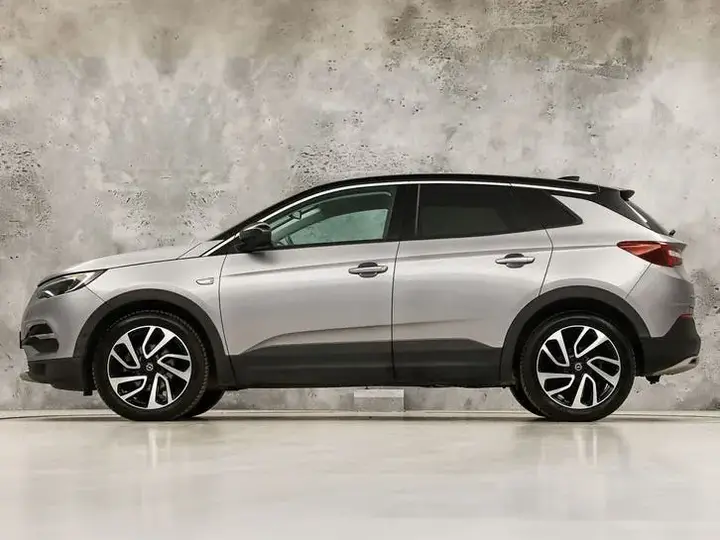Opel Grandland X 2019 photo 2