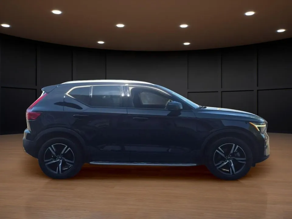 Volvo Xc40 2023 photo 4
