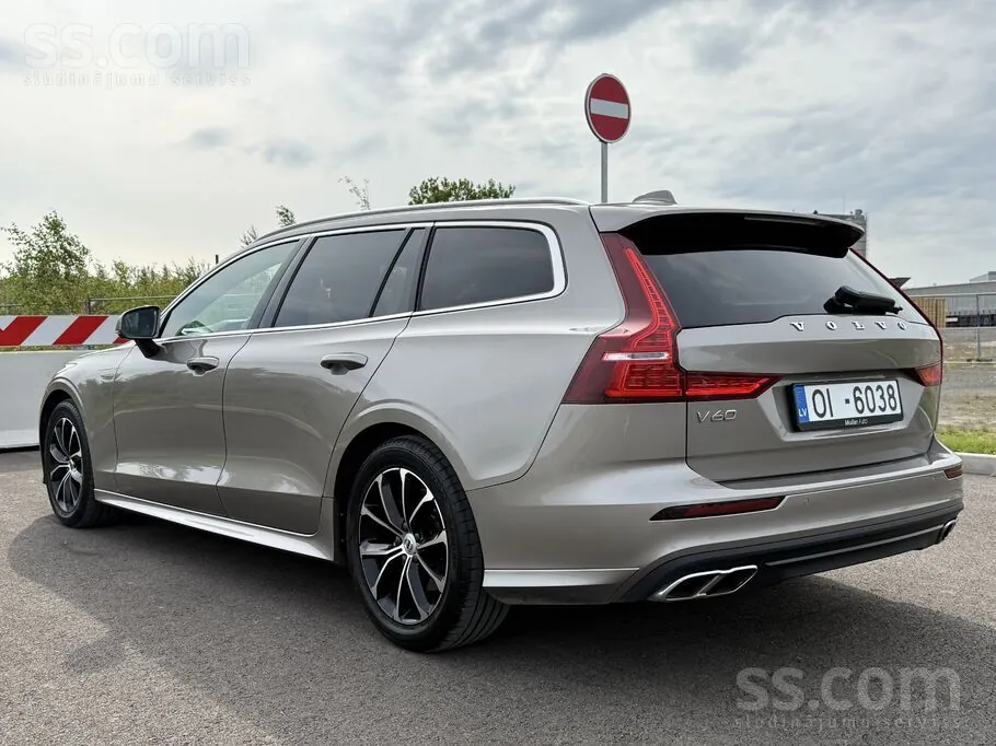 Volvo V60 2018 photo 4
