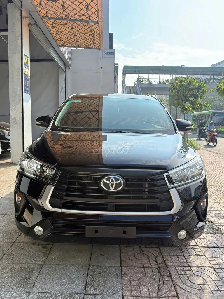 Toyota Innova