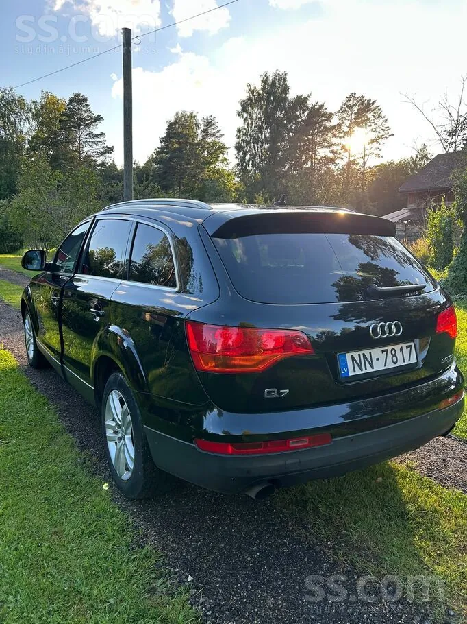 Audi Q7 2007 photo 4