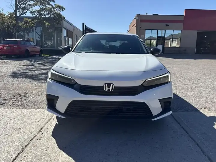 Honda Civic 2023 photo 2