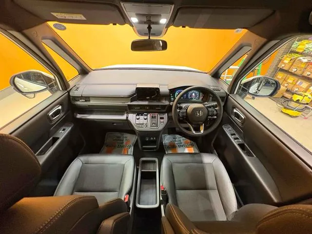 Honda Stepwagon 2026 photo 2