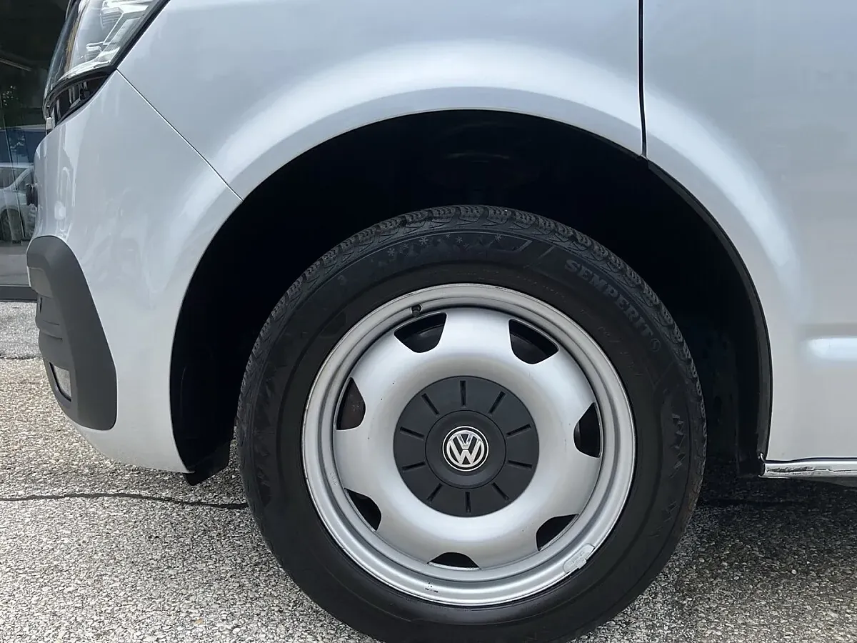 Volkswagen Caravelle 2024 photo 3