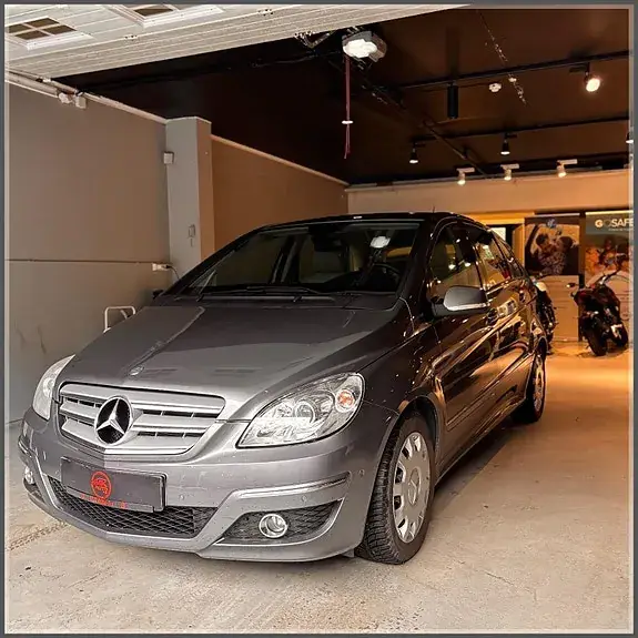 Mercedes-Benz 180