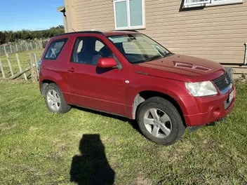 Suzuki Grand Vitara 2010 photo 3