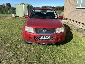Suzuki Grand Vitara 2010 photo 2