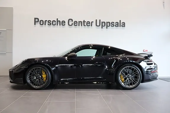 Porsche 911 Turbo S 2027 photo 2
