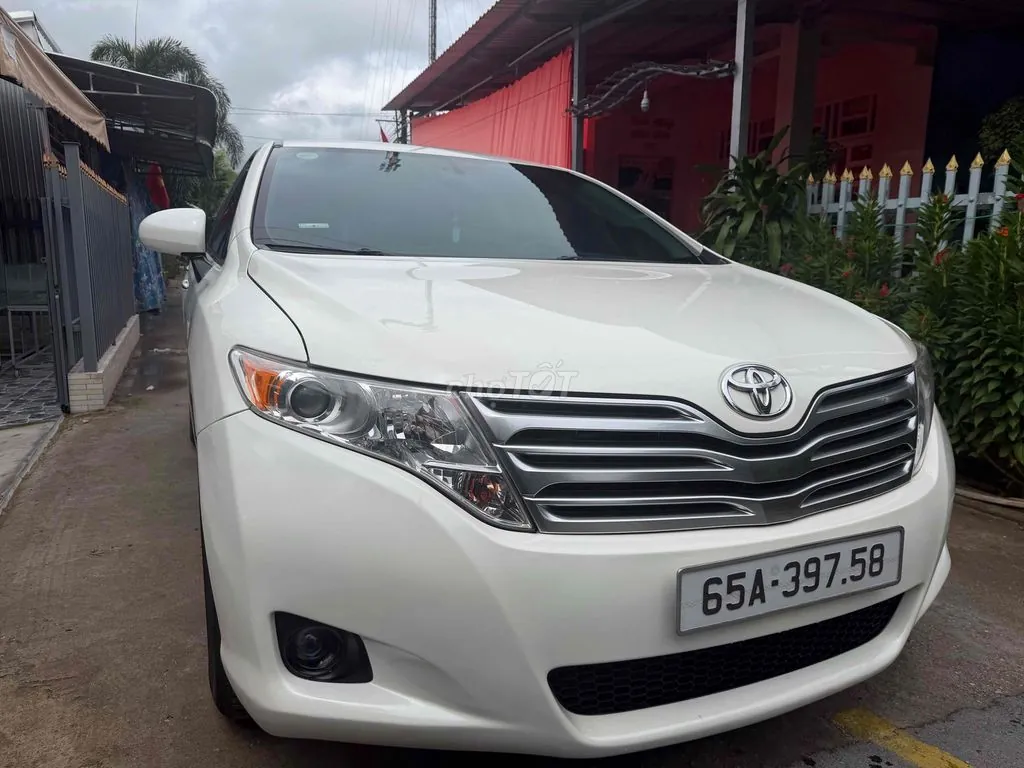 Toyota Venza 2009 photo 2