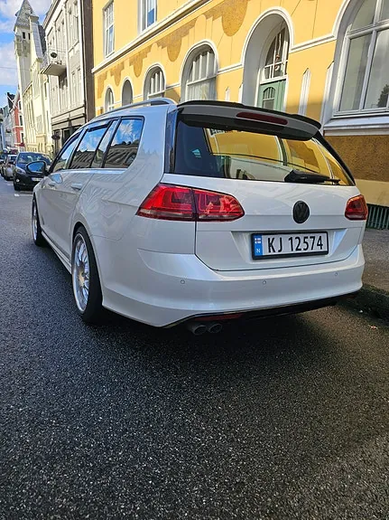 Volkswagen Golf 2015 photo 2