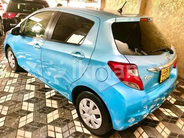 Toyota Vitz 2018 photo 5