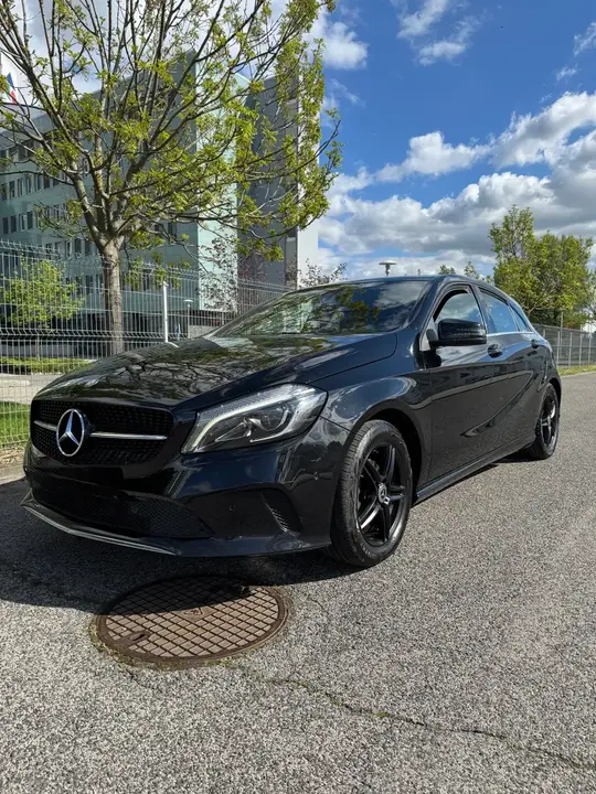 Mercedes-Benz A 180