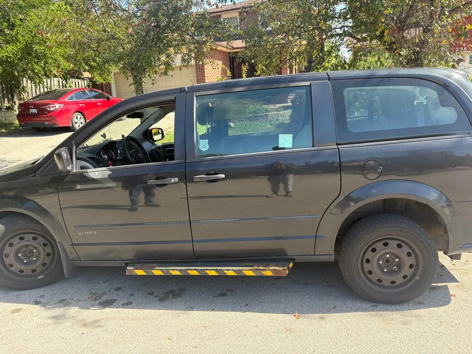 Dodge Caravan 2016 photo 3