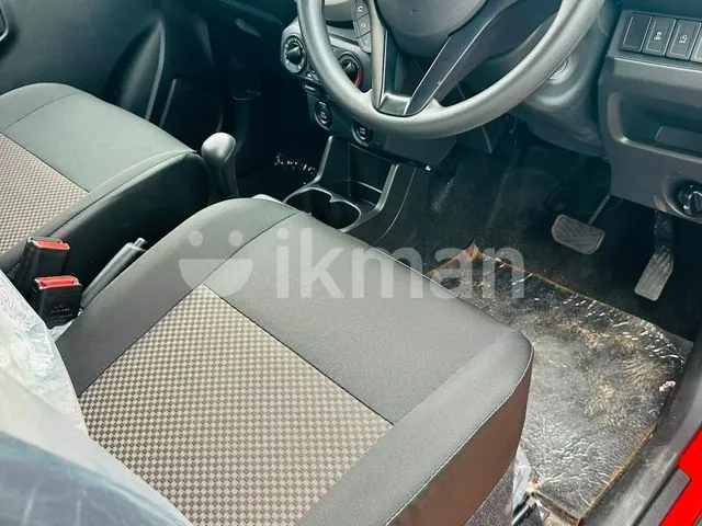 Suzuki Spresso 2025 photo 5