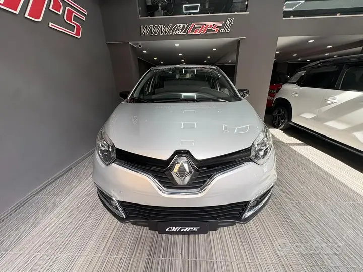 Renault Captur 2016 photo 2
