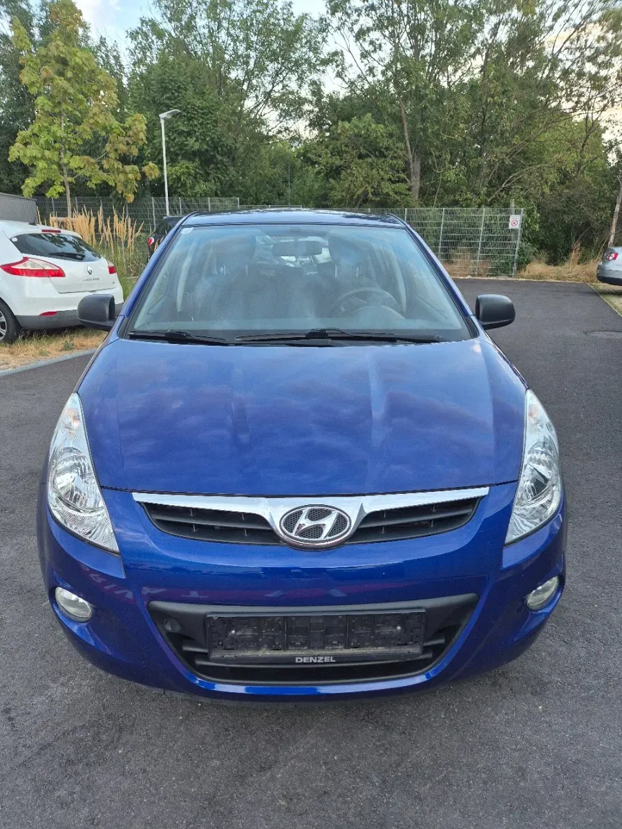 Hyundai I20 2012 photo 3