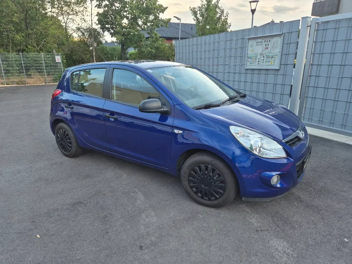 Hyundai I20